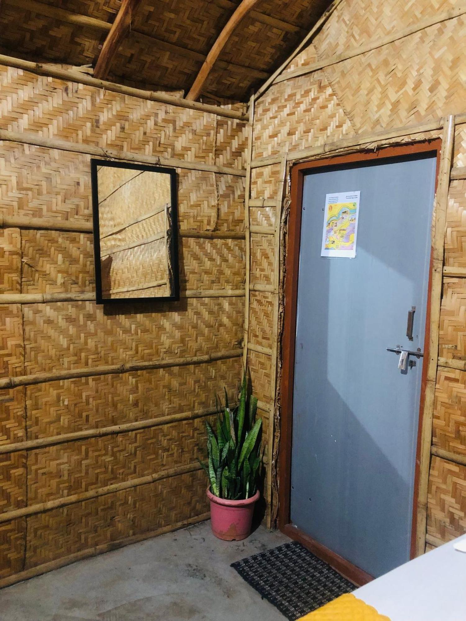 Homestay Serene Boulder Hampi
